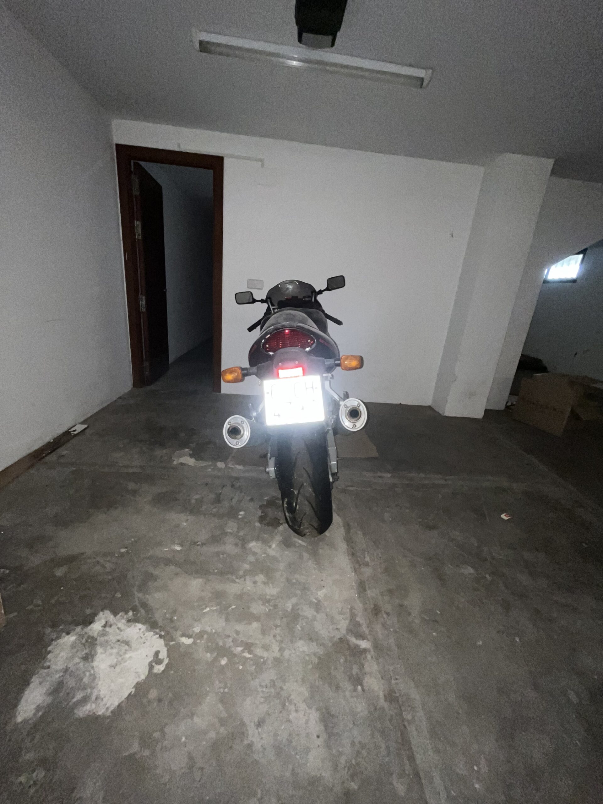 Motocicleta Suzuki TL 1000 SX - Imagen 3